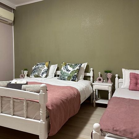 Guest House “Poli” Nesebar Esterno foto