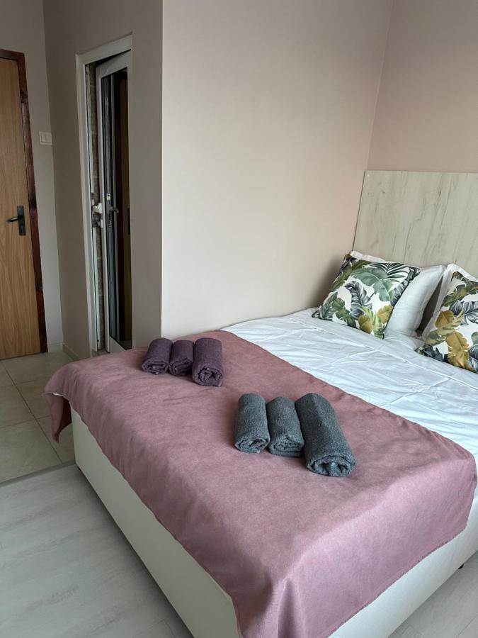 Guest House “Poli” Nesebar Esterno foto
