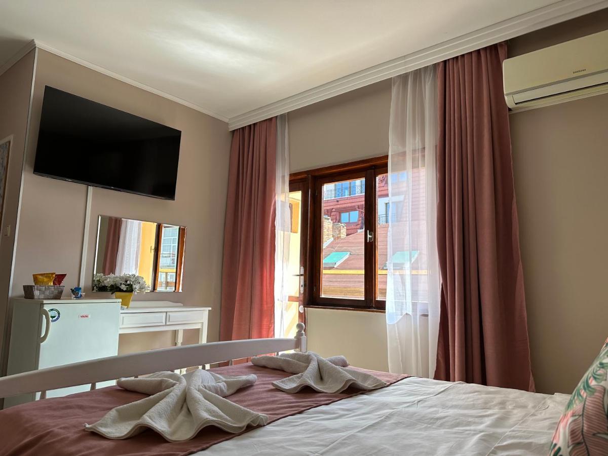 Guest House “Poli” Nesebar Esterno foto