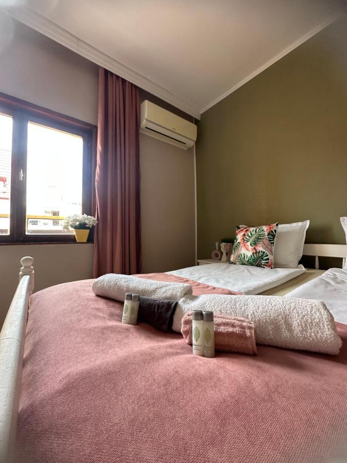 Guest House “Poli” Nesebar Esterno foto