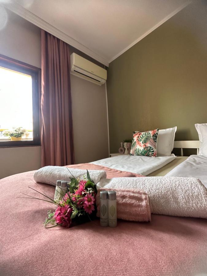 Guest House “Poli” Nesebar Esterno foto